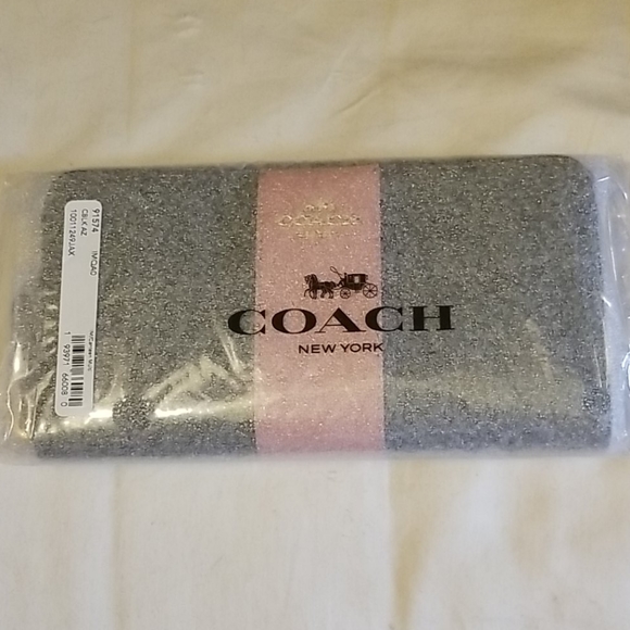 💕 NWT coach wallet - Picture 4 of 5